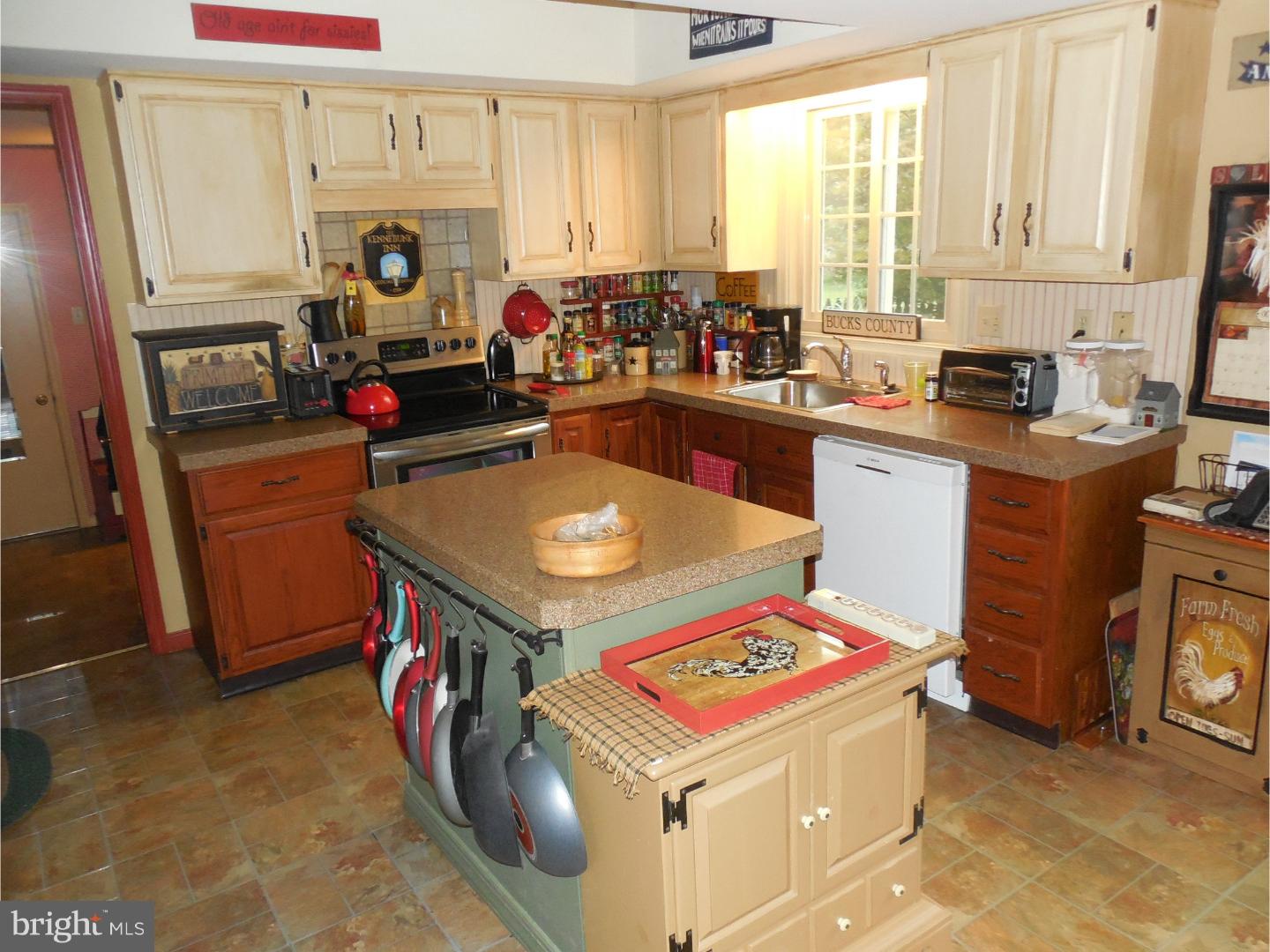 65 Fox Hill Road Doylestown, PA 18901 - Photo 9 of 25 Kitchen