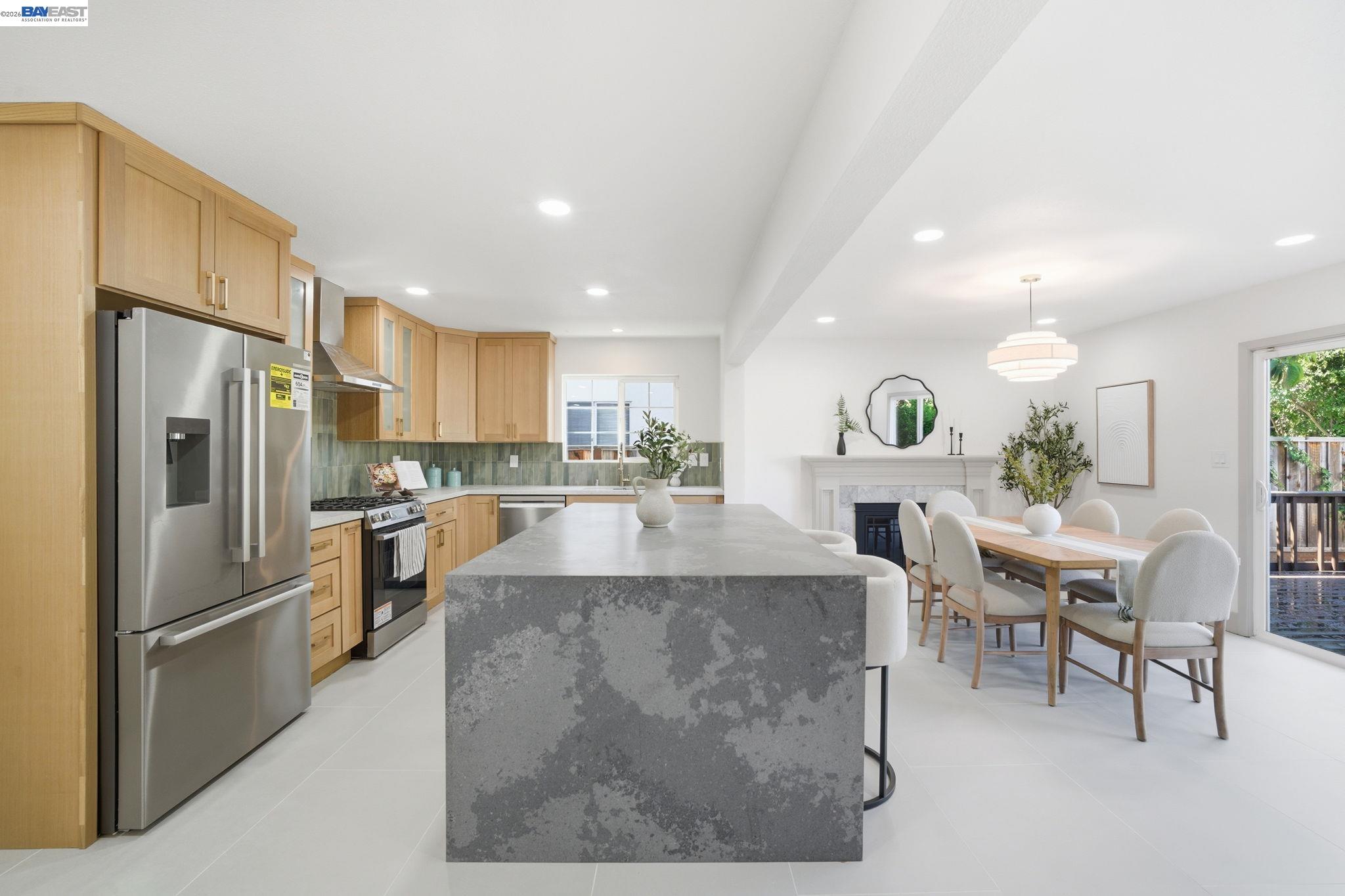 1789 Linnet Lane Sunnyvale, CA 94087 - Photo 12 of 39
