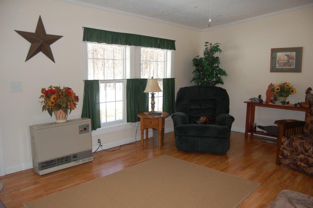 26 Tasker Road Augusta, ME 04330 - Photo 11 of 18 Living Room