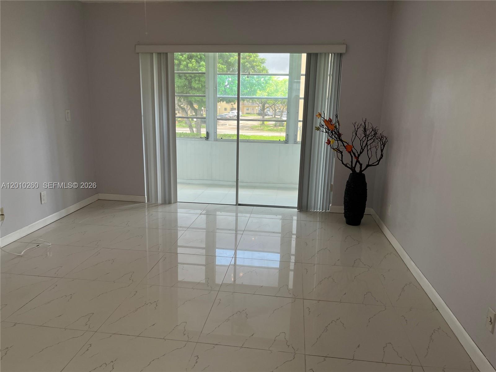 200 Ashbury Road, Unit 208 Hollywood, FL 33024 - Photo 2 of 12