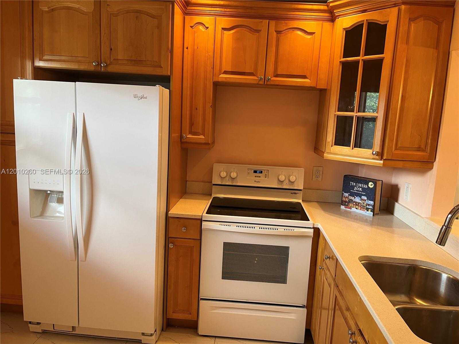 200 Ashbury Road, Unit 208 Hollywood, FL 33024 - Photo 3 of 12
