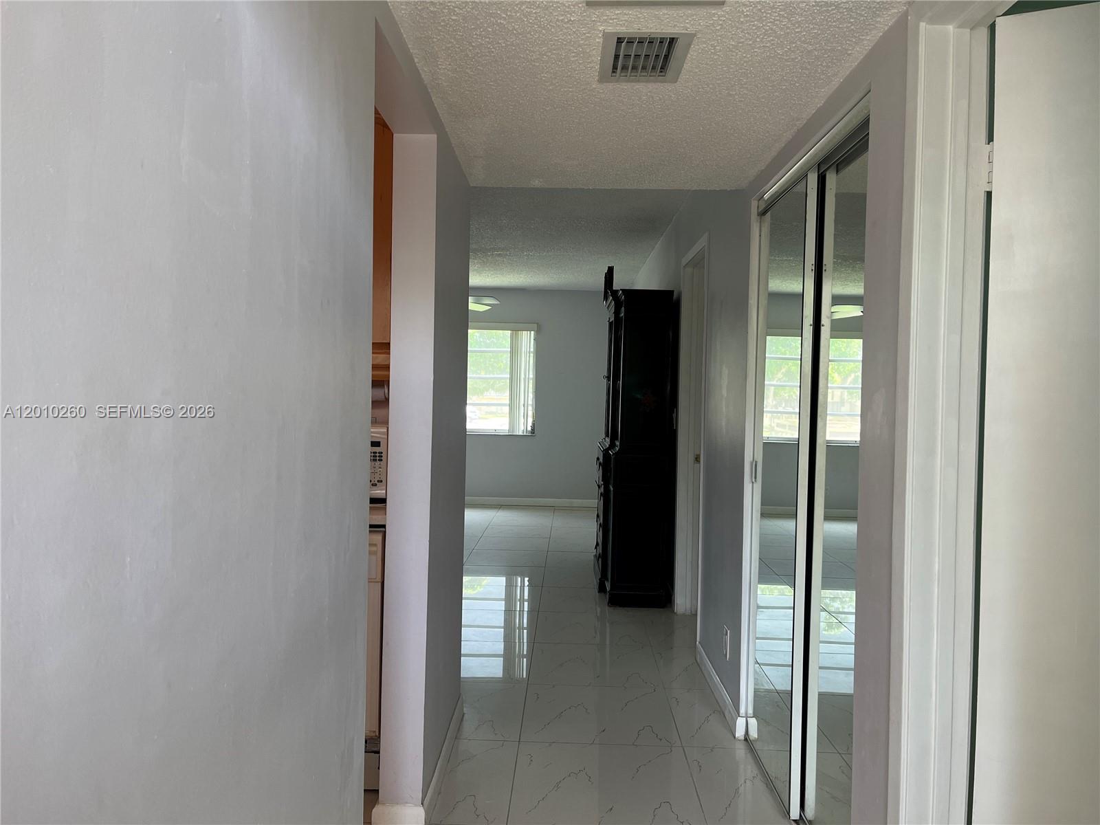 200 Ashbury Road, Unit 208 Hollywood, FL 33024 - Photo 6 of 12
