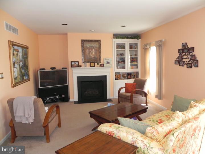 107 Milbury Road East Fallowfield, PA 19320 - Photo 6 of 24 Gallery Image 6