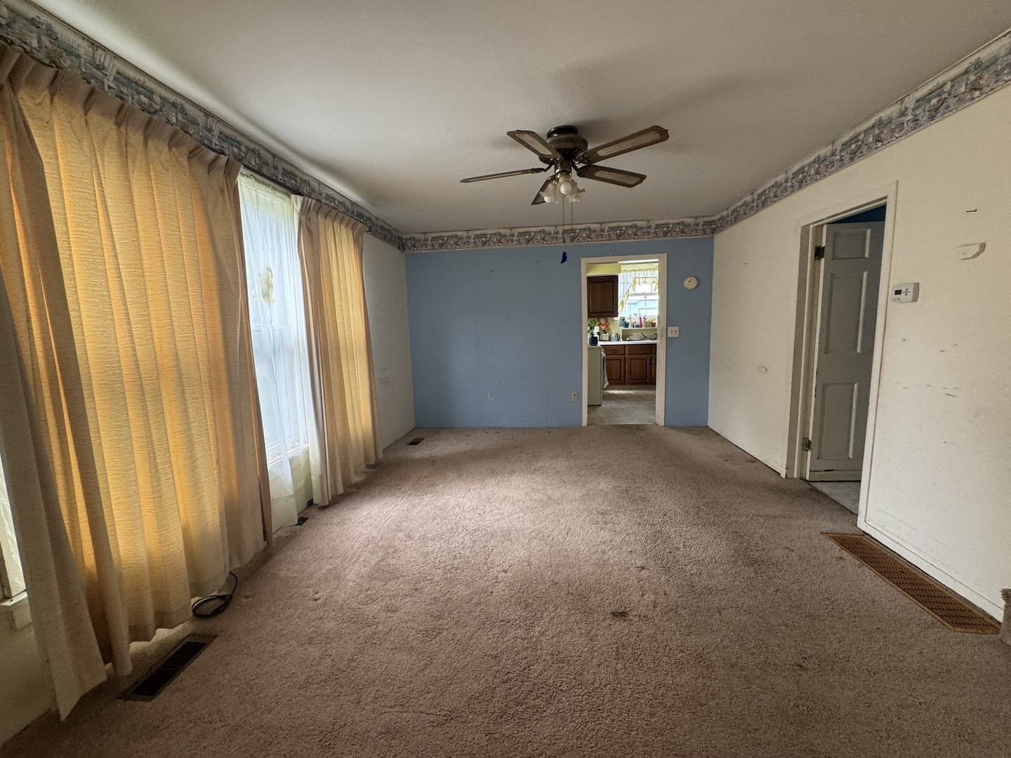 601 East Harrison Street Saybrook, IL 61770 - Photo 17 of 19