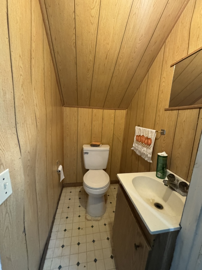 601 East Harrison Street Saybrook, IL 61770 - Photo 8 of 19