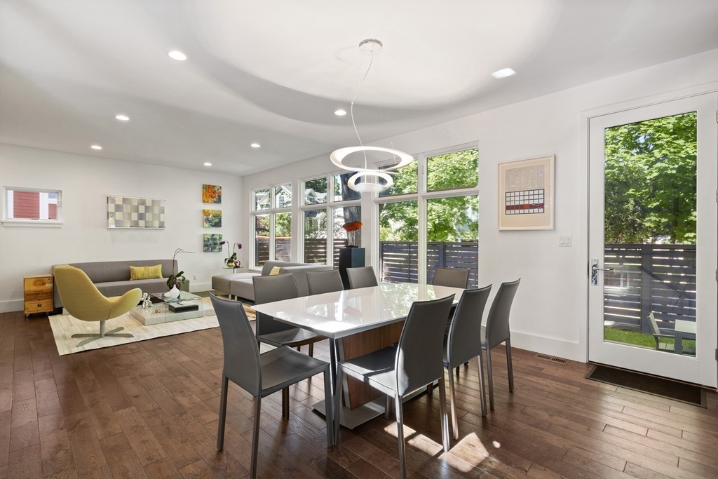 10 Coyne Road, Unit 10 Newton, MA 02468 - Photo 9 of 32 Gallery Image 9