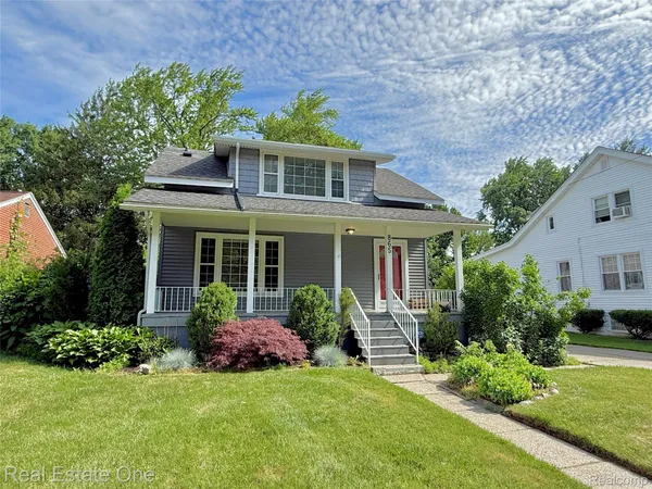 $355,000 | 865 Grant Avenue, Clawson, MI 48017