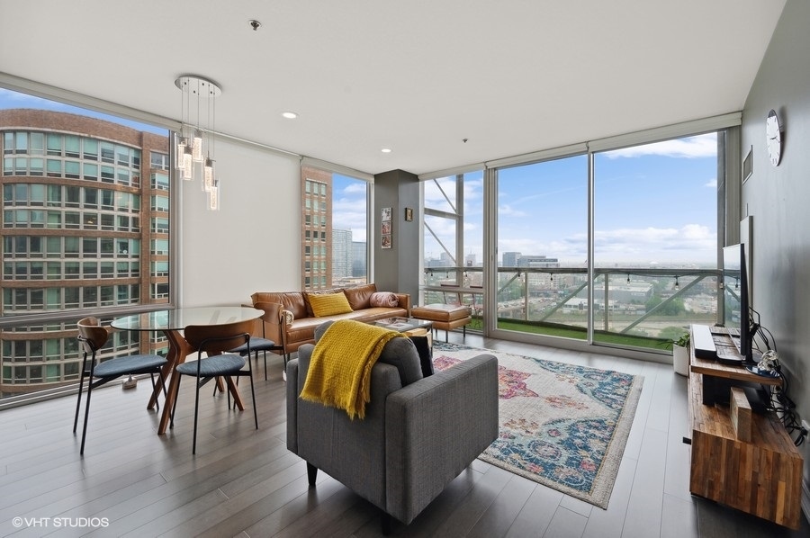 653 North Kingsbury Street, Unit 1401 Chicago, IL 60654 - Photo 6 of 22