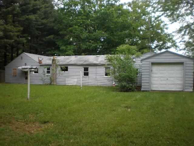 55201 Orange Road South Bend, IN 46628 - Photo 12 of 15 Gallery Image 12