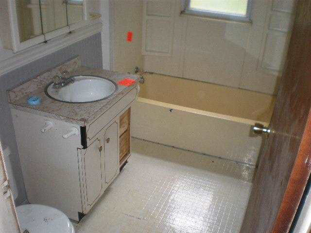 55201 Orange Road South Bend, IN 46628 - Photo 5 of 15 Gallery Image 5