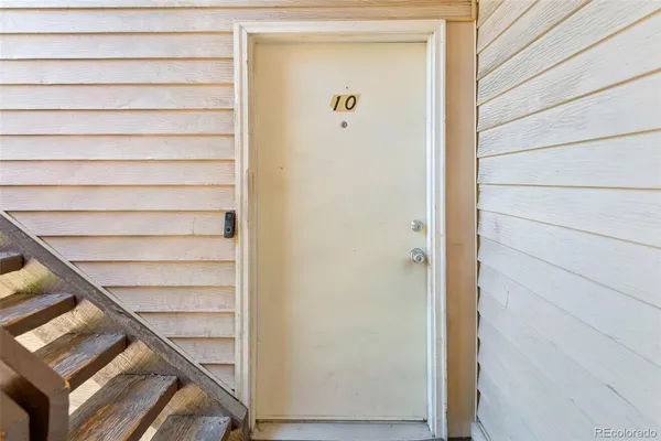 a view of entryway with stairs