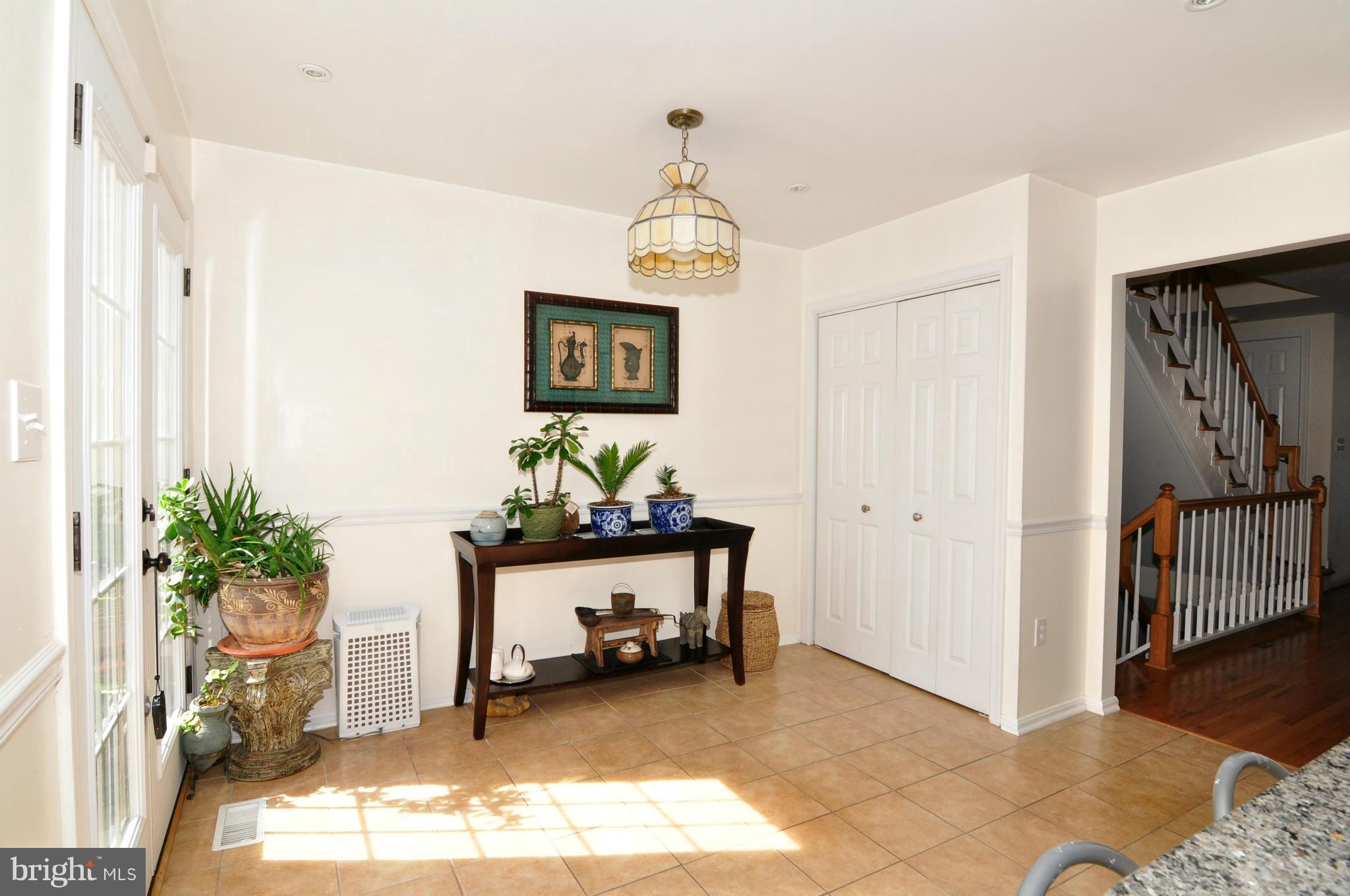 7291 Olde Lantern Way Springfield, VA 22152 - Photo 11 of 27 Interior (General)