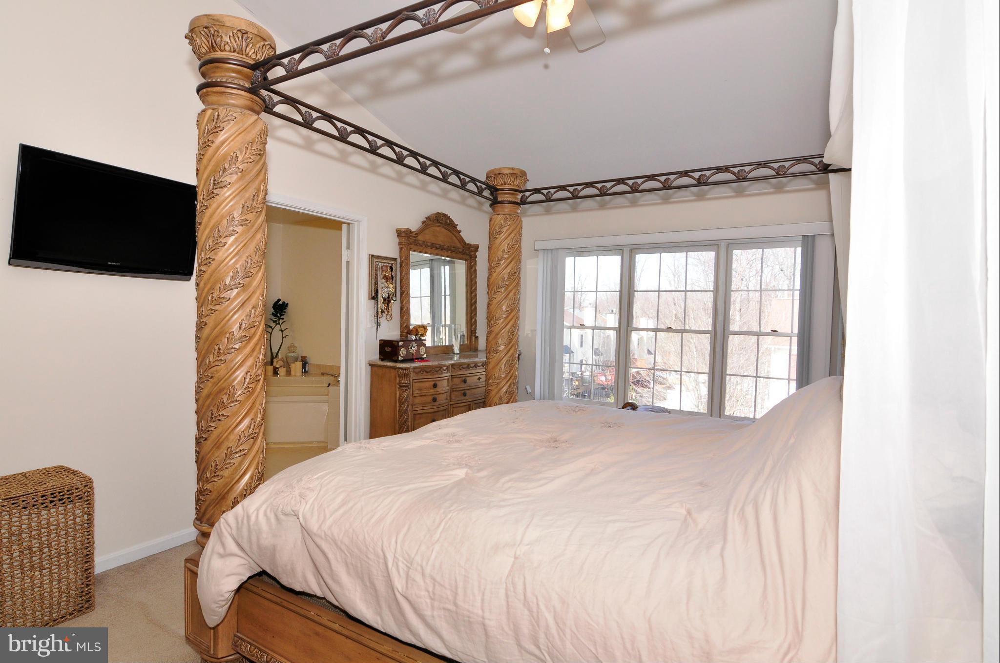7291 Olde Lantern Way Springfield, VA 22152 - Photo 18 of 27 Bedroom (Master)