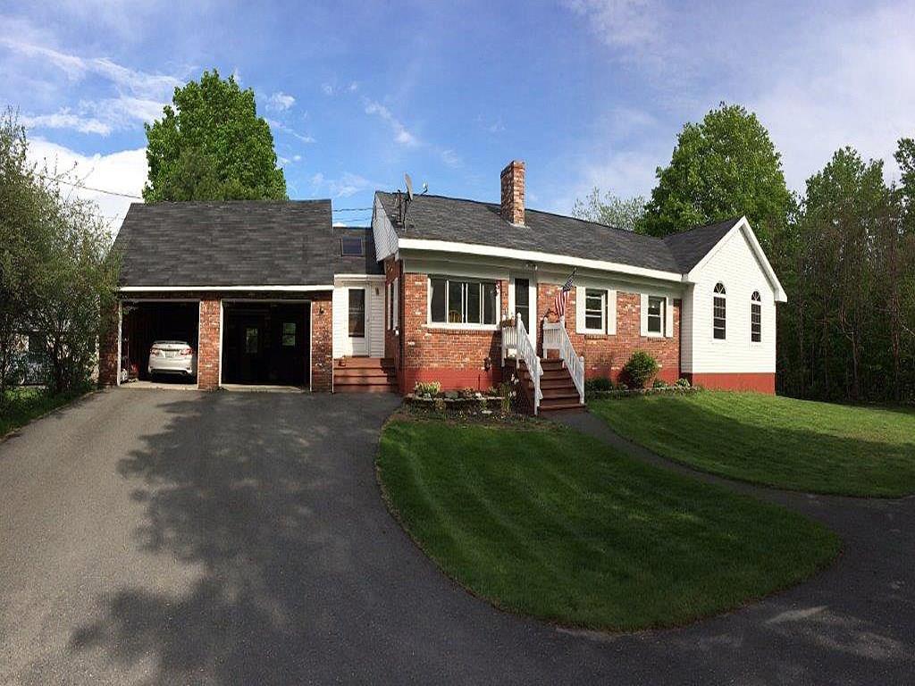 212 Bassett Road Winslow, ME 04901 - Photo 2 of 32 Front View