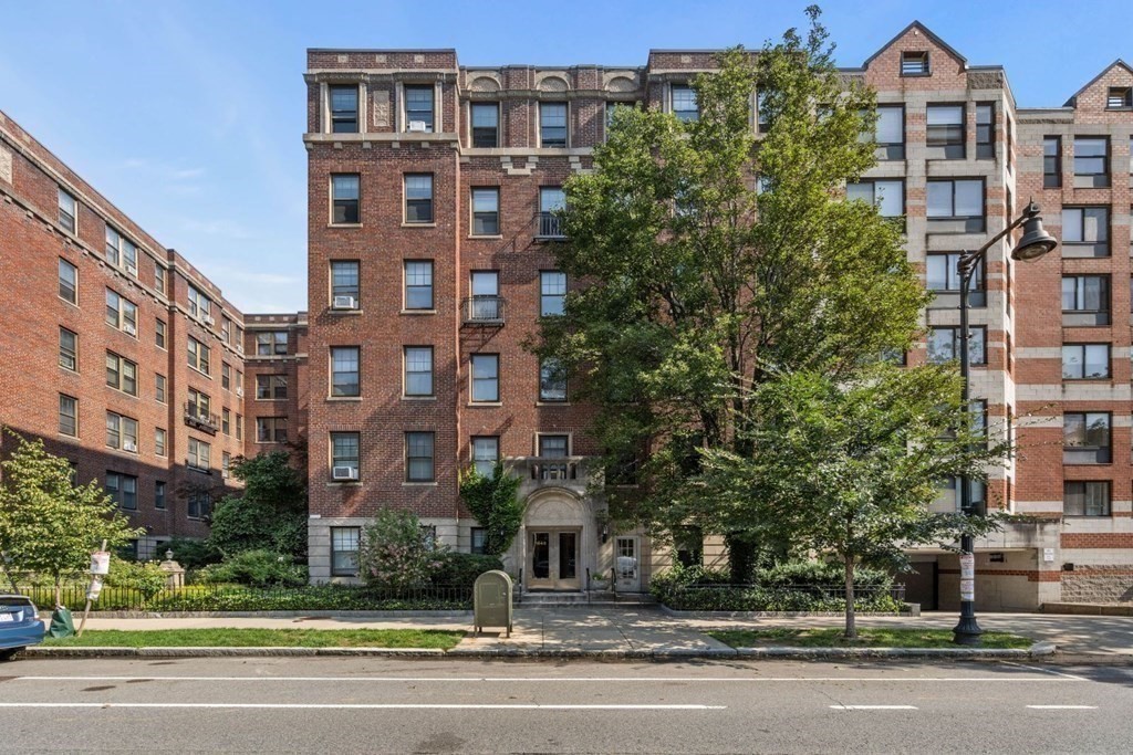 1945 Commonwealth Avenue, Unit 4 Boston, MA 02135 - Photo 5 of 22