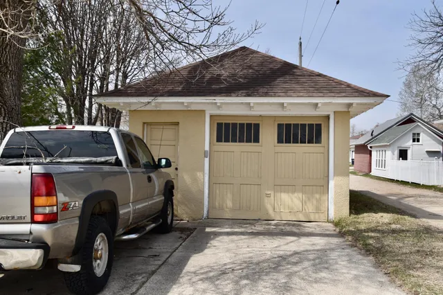 $179,000 | 622 7th Street, Sibley, IA 51249