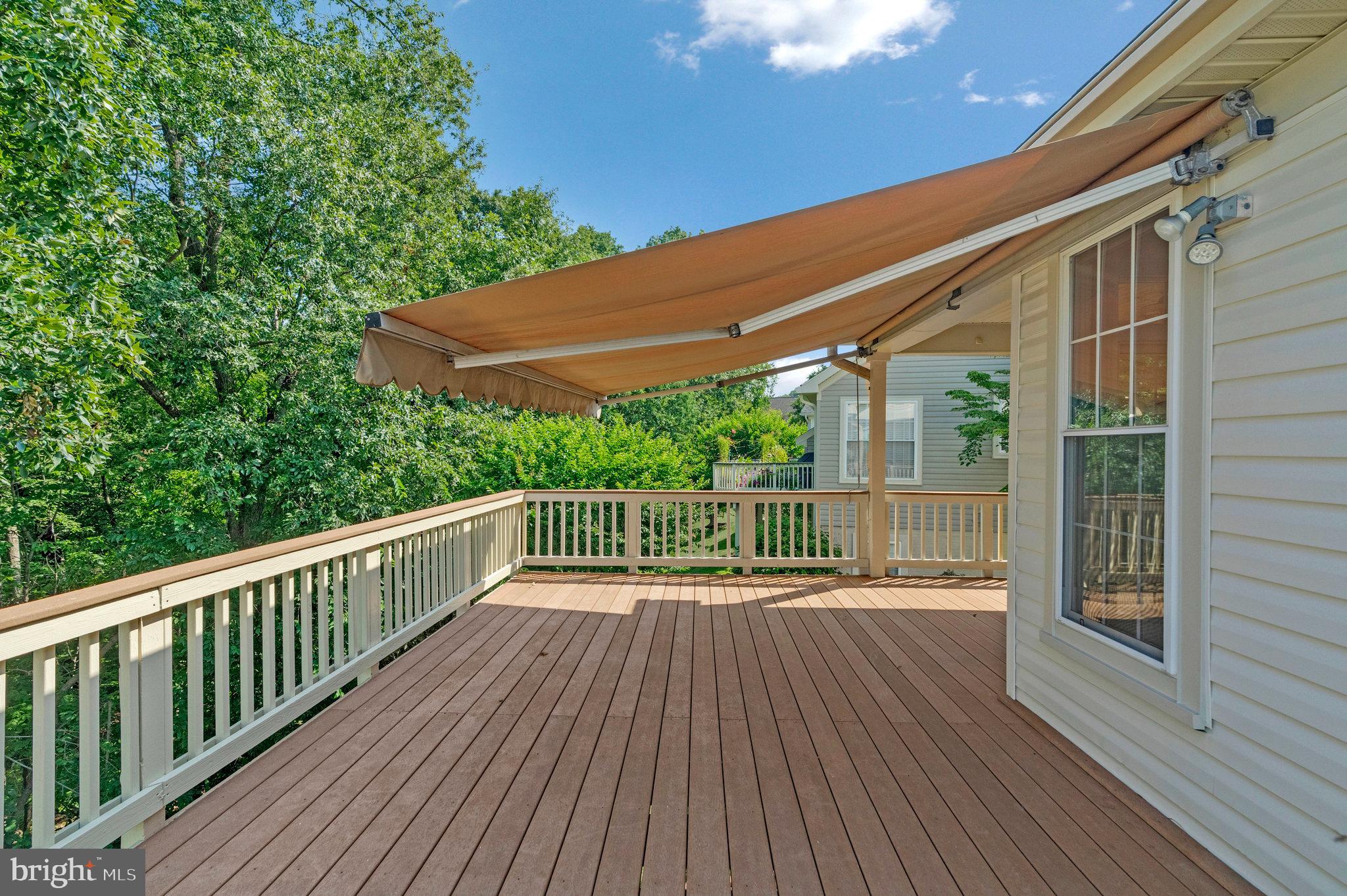 13546 Ryton Ridge Lane Gainesville, VA 20155 - Photo 42 of 47 Awning