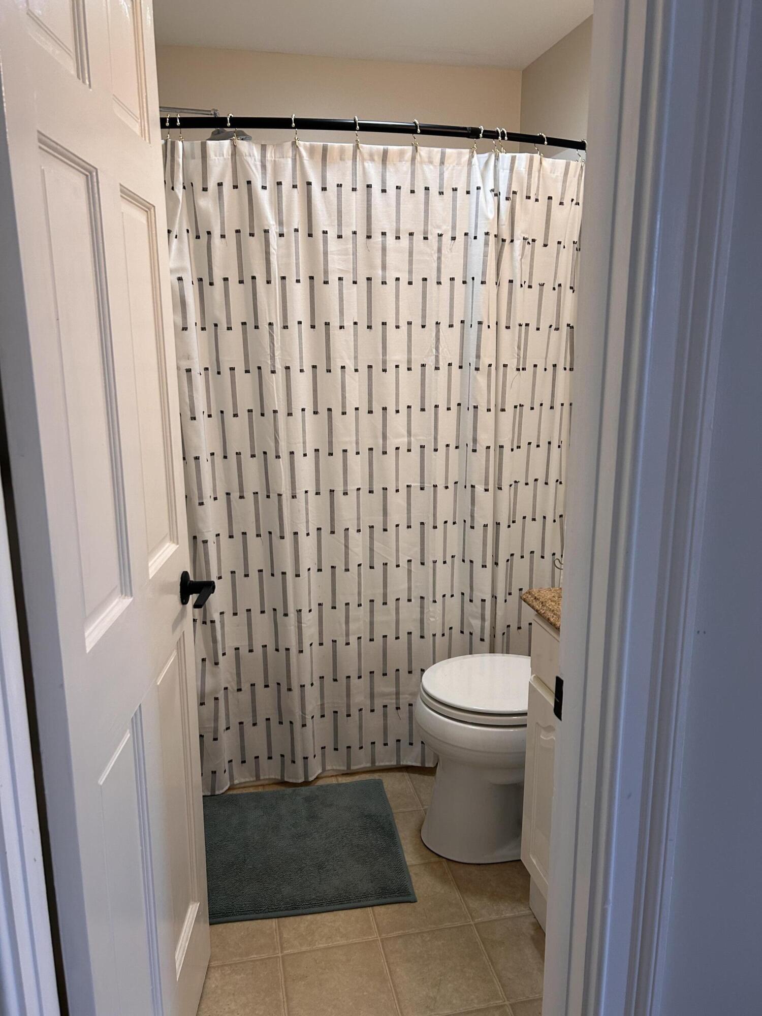 125 Morning Street, Unit 2 Portland, ME 04101 - Photo 8 of 10 image_67210241