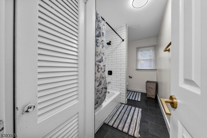 85 Ivy Lane Bridgewater, NJ 08807 - Photo 13 of 17