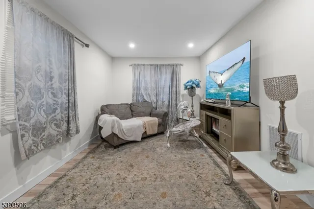 $3,600 | 85 Ivy Lane, Bridgewater, NJ 08807