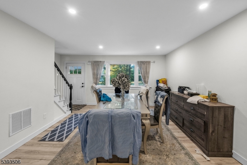 85 Ivy Lane Bridgewater, NJ 08807 - Photo 8 of 17