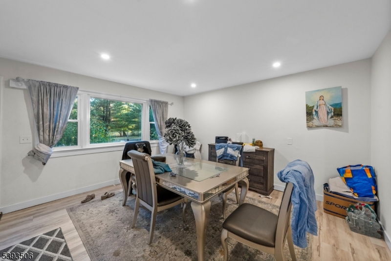 85 Ivy Lane Bridgewater, NJ 08807 - Photo 9 of 17