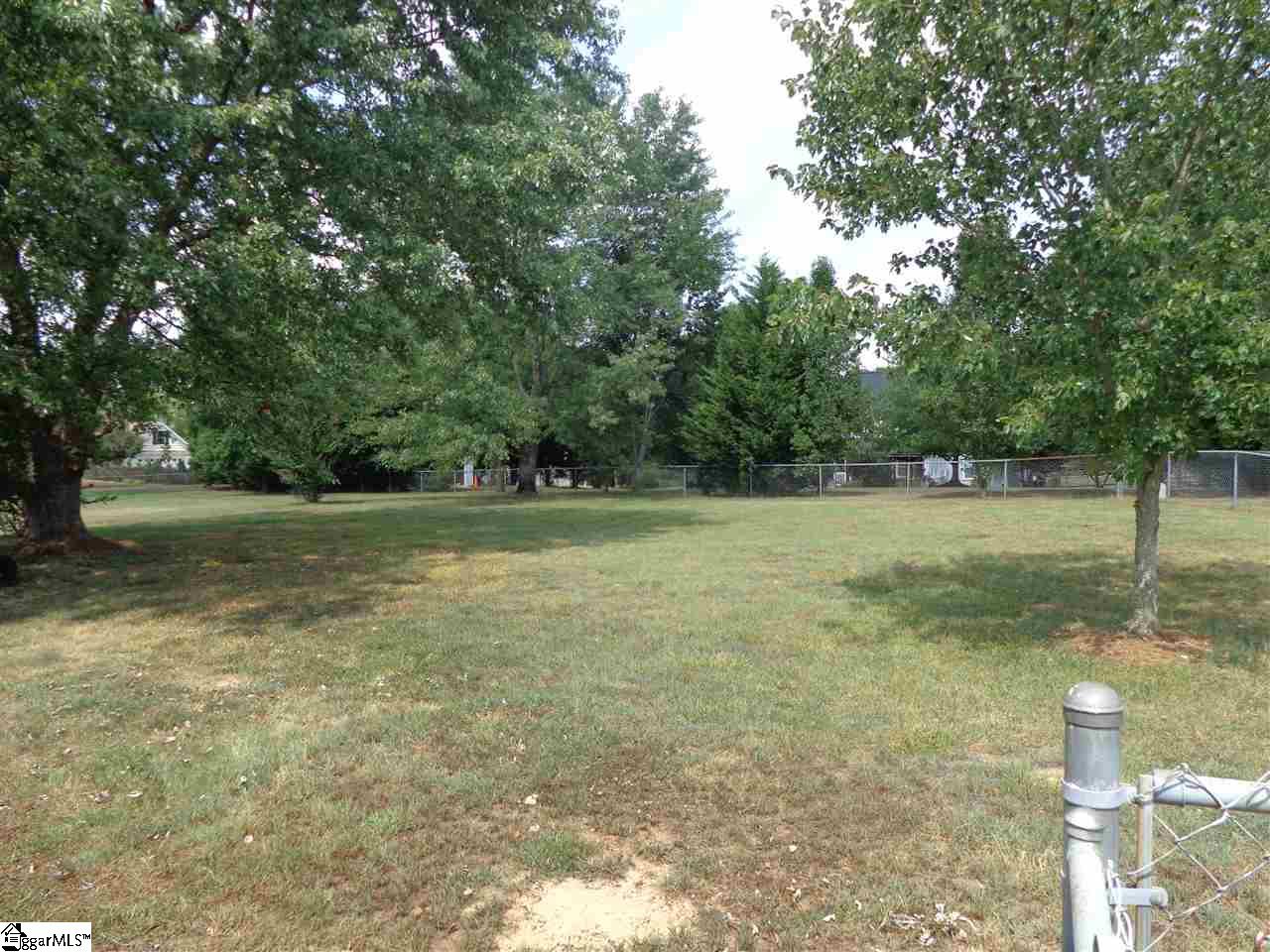 509 Silver Ridge Drive Greer, SC 29651 - Photo 17 of 20 Gallery Image 17