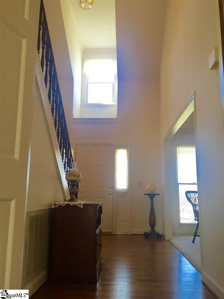 509 Silver Ridge Drive Greer, SC 29651 - Photo 3 of 20 Gallery Image 3