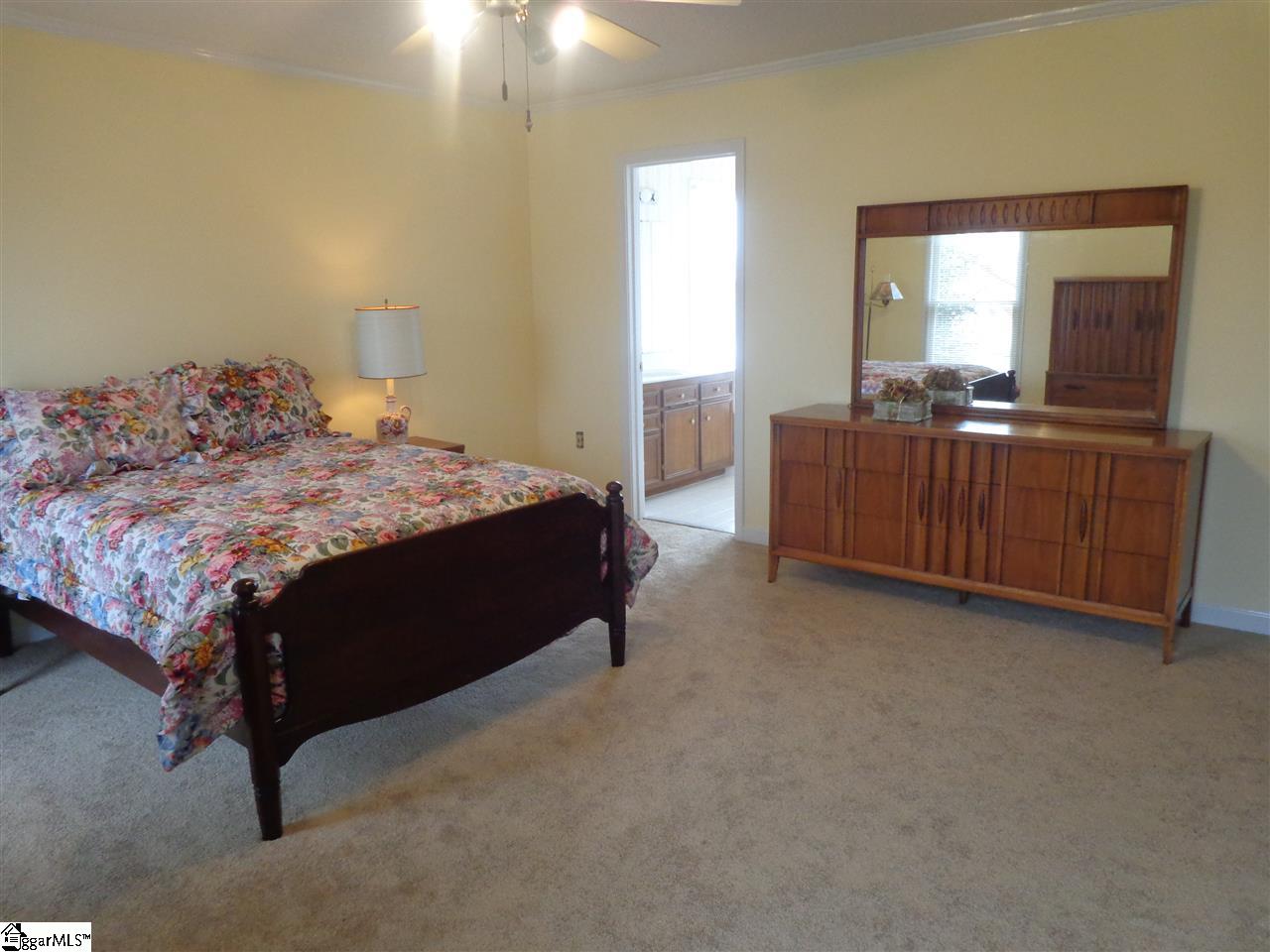 509 Silver Ridge Drive Greer, SC 29651 - Photo 9 of 20 Gallery Image 9