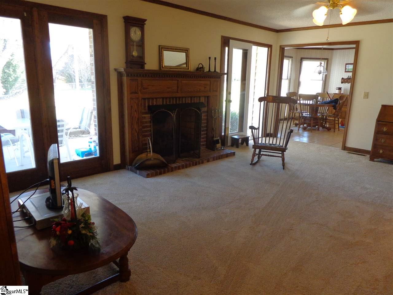 509 Silver Ridge Drive Greer, SC 29651 - Photo 10 of 20 Gallery Image 10
