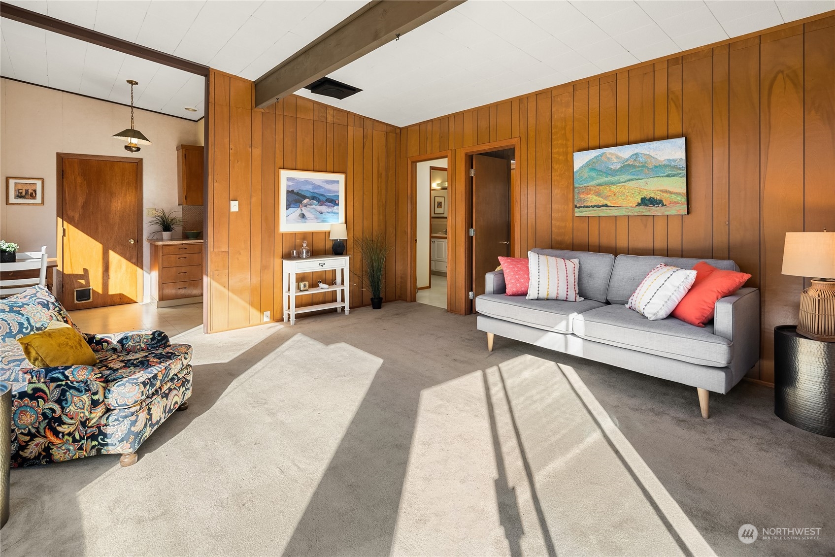 12414 Southwest Bachelor Road Vashon, WA 98070 - Photo 6 of 24 Gallery Image 6