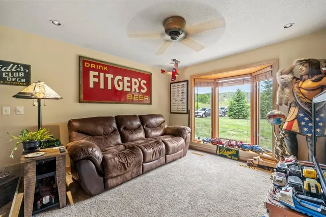 $1,599,000 | 2511 Carver Avenue, Maplewood, MN 55119