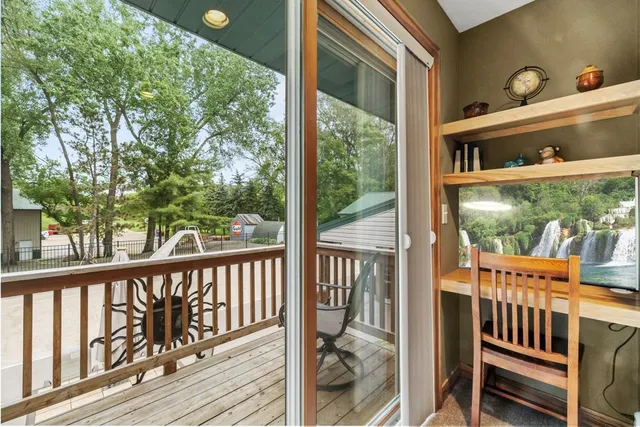 $1,599,000 | 2511 Carver Avenue, Maplewood, MN 55119