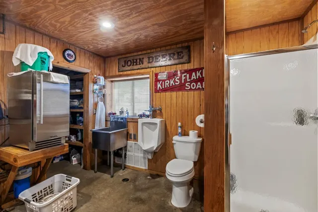 $1,599,000 | 2511 Carver Avenue, Maplewood, MN 55119