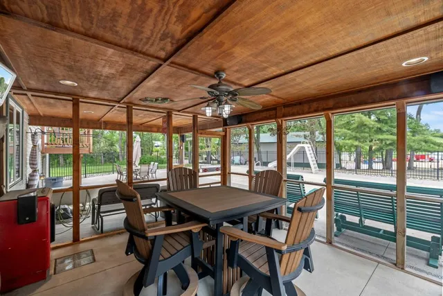 $1,599,000 | 2511 Carver Avenue, Maplewood, MN 55119