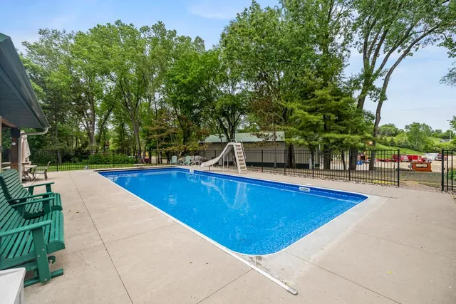 $1,599,000 | 2511 Carver Avenue, Maplewood, MN 55119