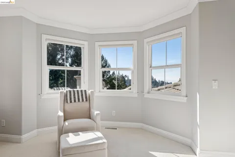 $2,095,000 | 6194 Mazuela Drive, Oakland, CA 94611