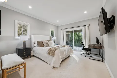 $2,095,000 | 6194 Mazuela Drive, Oakland, CA 94611