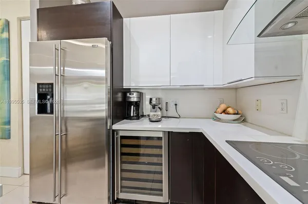 $575,000 | 10305 Northwest 63rd Terrace, Unit 105, Doral, FL 33178