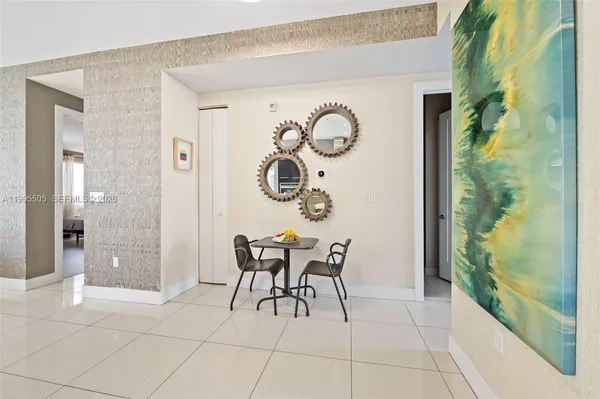 $575,000 | 10305 Northwest 63rd Terrace, Unit 105, Doral, FL 33178