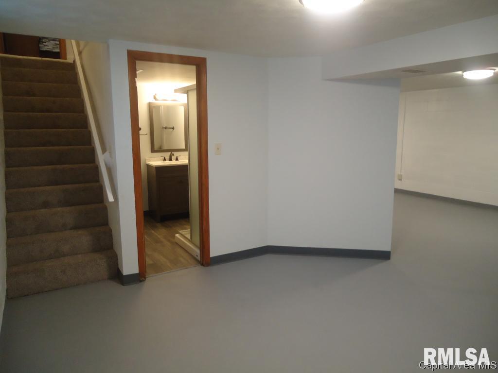 19 St Mary's Court Springfield, IL 62702 - Photo 18 of 29
