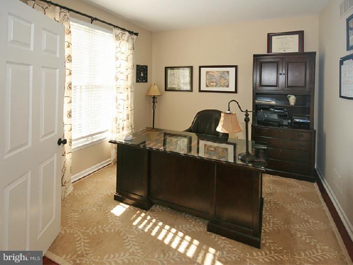 36 Hope Road Holland, PA 18966 - Photo 3 of 25