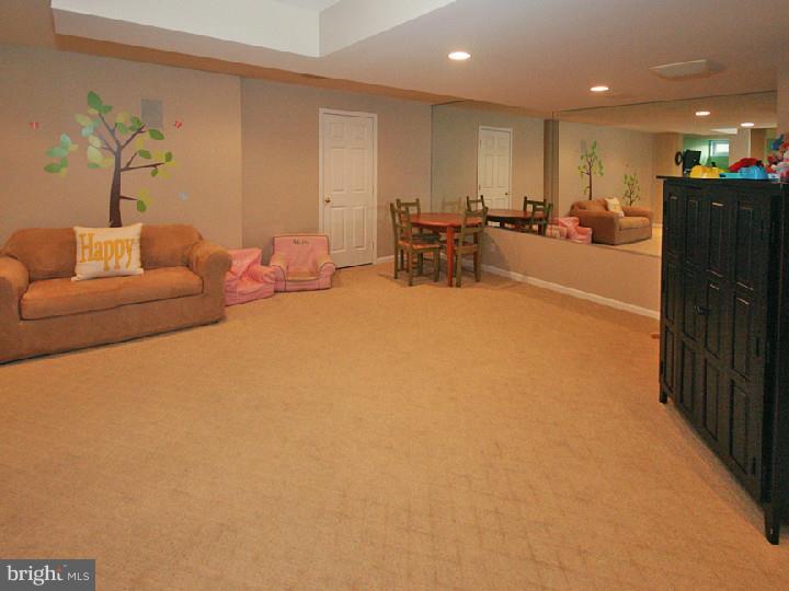 36 Hope Road Holland, PA 18966 - Photo 21 of 25