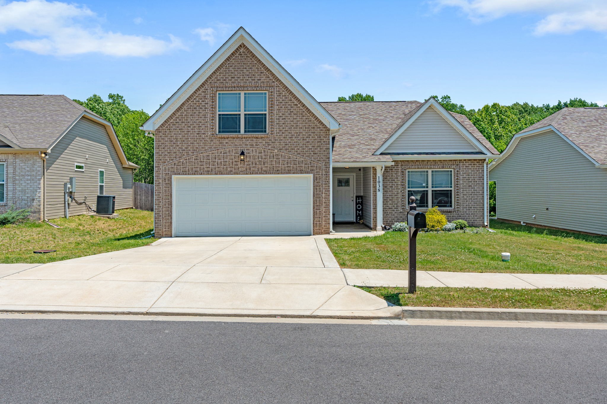 1038 Berra Drive Springfield, TN 37172 - Photo 1 of 27 Gallery Image 1