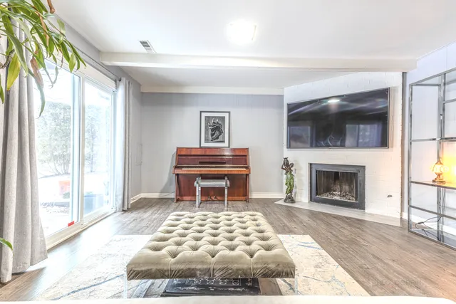 $535,000 | 1866 Old Willow Road, Northfield, IL 60093