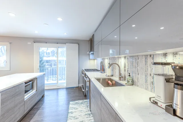 $535,000 | 1866 Old Willow Road, Northfield, IL 60093