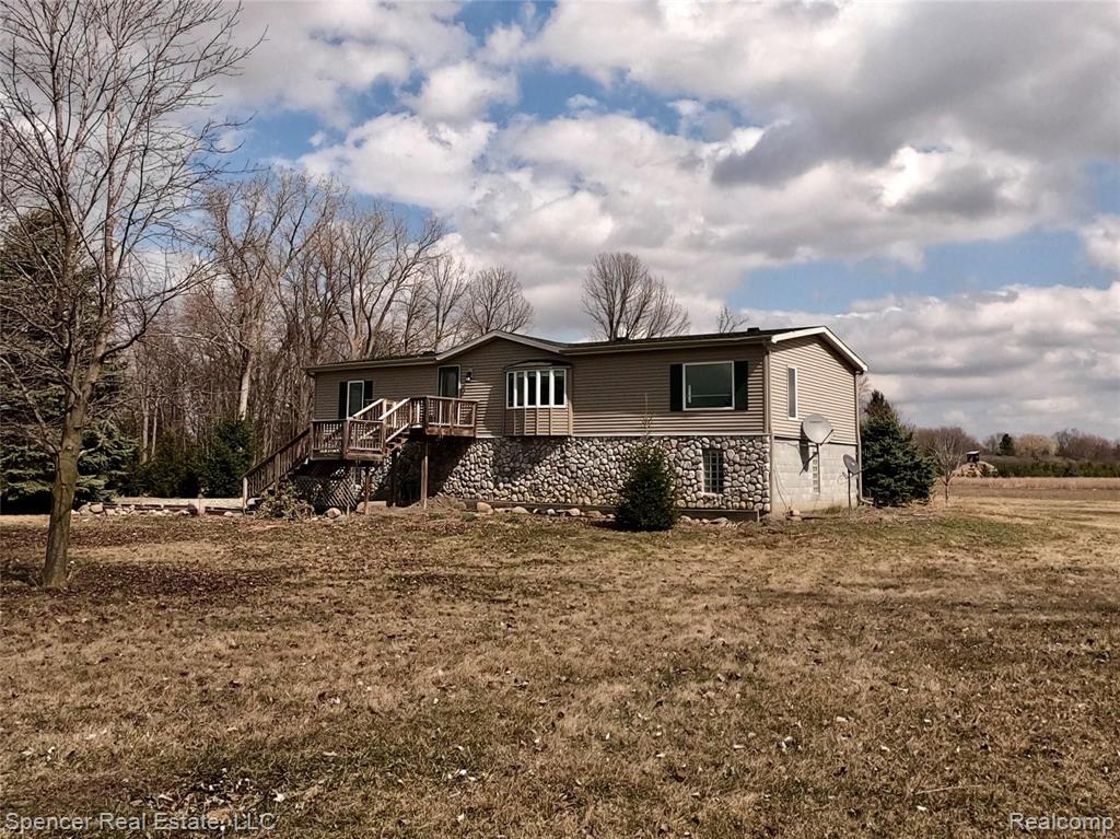 1986 Capac Road Allenton, MI 48002 - Photo 3 of 43