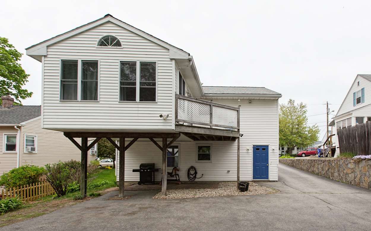 65 Ramsay Street Manchester, NH 03103 - Photo 3 of 24