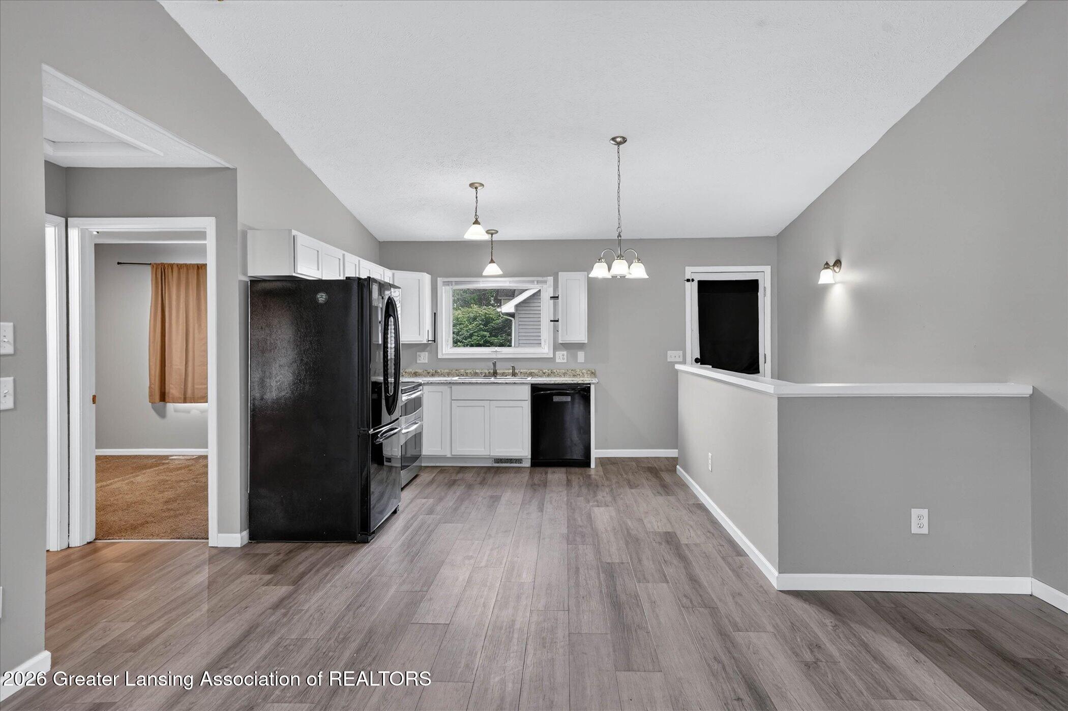 5105 Hughes Road Lansing, MI 48911 - Photo 9 of 26 12-5105-Hughes-Rd-WindowStill-Photograph
