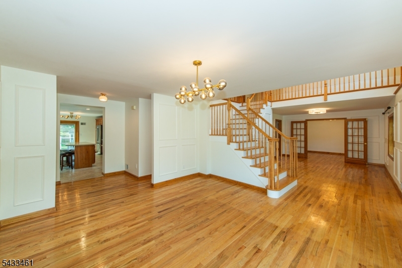 77 Rockwood Road Florham Park, NJ 07932 - Photo 7 of 47